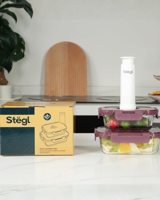 Glass Containers & Vacuum Pump